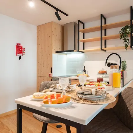 Apartment Prime Clerigos By Hosty Porto