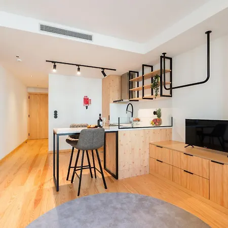 Prime Clerigos By Hosty Apartment