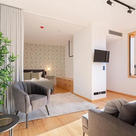 Prime Clerigos By Hosty