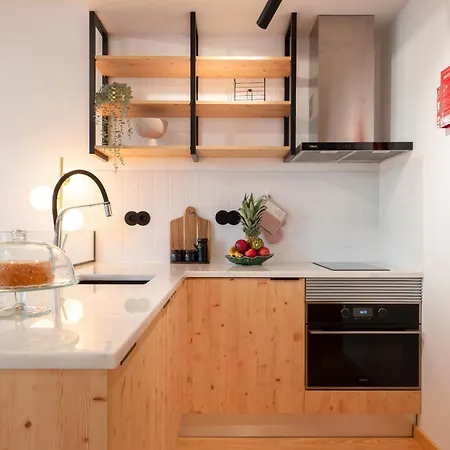 Prime Clerigos By Hosty פורטו