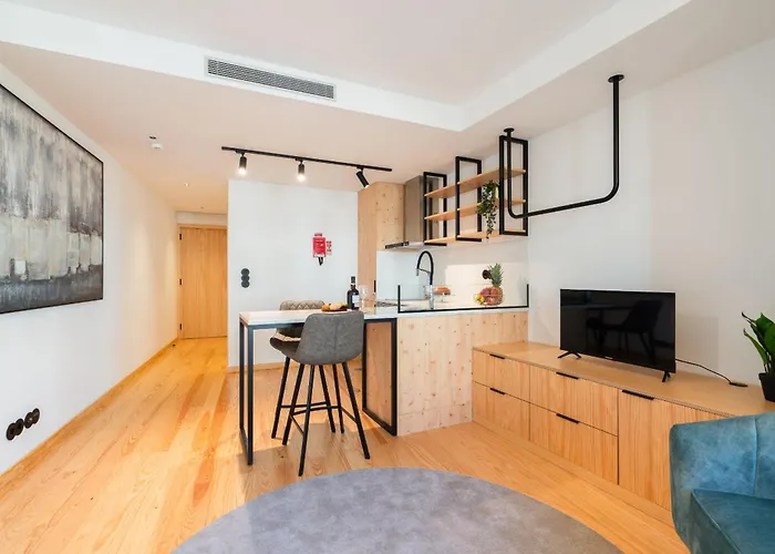 Prime Clerigos By Hosty Apartment