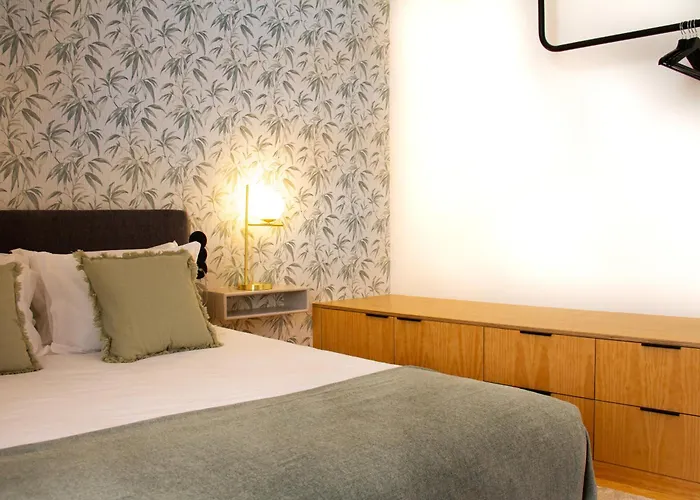 Prime Clerigos By Hosty