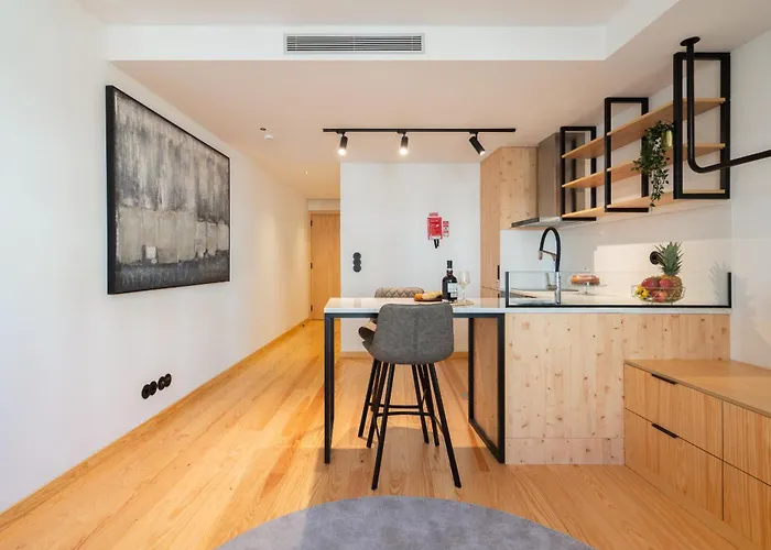 Prime Clerigos By Hosty Apartment